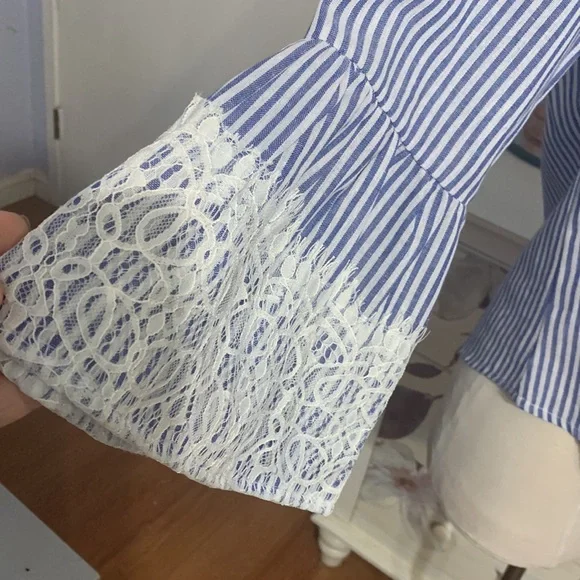 Given as Gift Blue and White Bell Sleeved Blouse - Picture 2 of 7